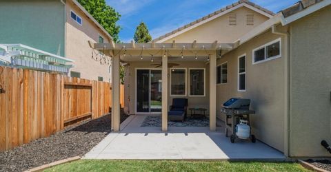 2847 Belle Fleur Way, Sacramento, CA 95833 Photo