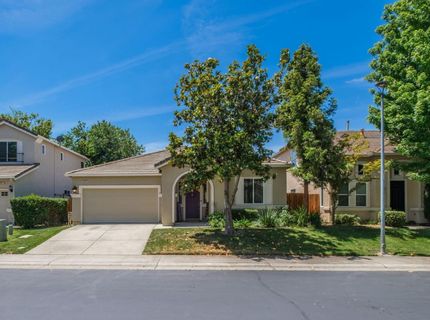 2847 Belle Fleur Way, Sacramento, CA 95833 Photo