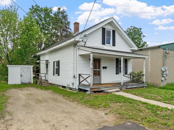 91 Canal St, Athol, MA 01331