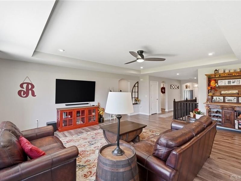 9133 Lakeside Street, Tipp City, OH 45371 Photo 14