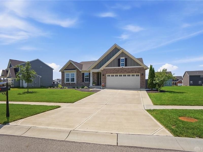 9133 Lakeside Street, Tipp City, OH 45371 Photo 7