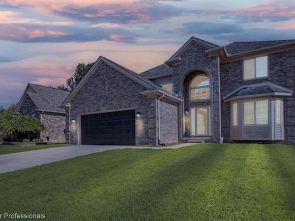 22262 Brywood Court, Clinton Twp, MI 48036
