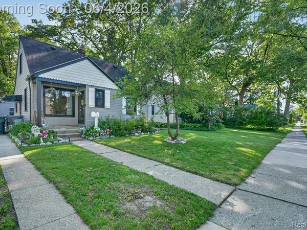 22729 Cleveland Street, Dearborn, MI 48124