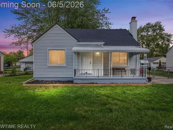 23101 Shakespeare Avenue , Eastpointe, MI 48021