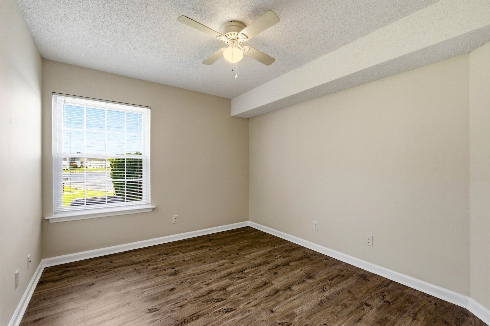 2150 C Clearwater Dr. Photo 20