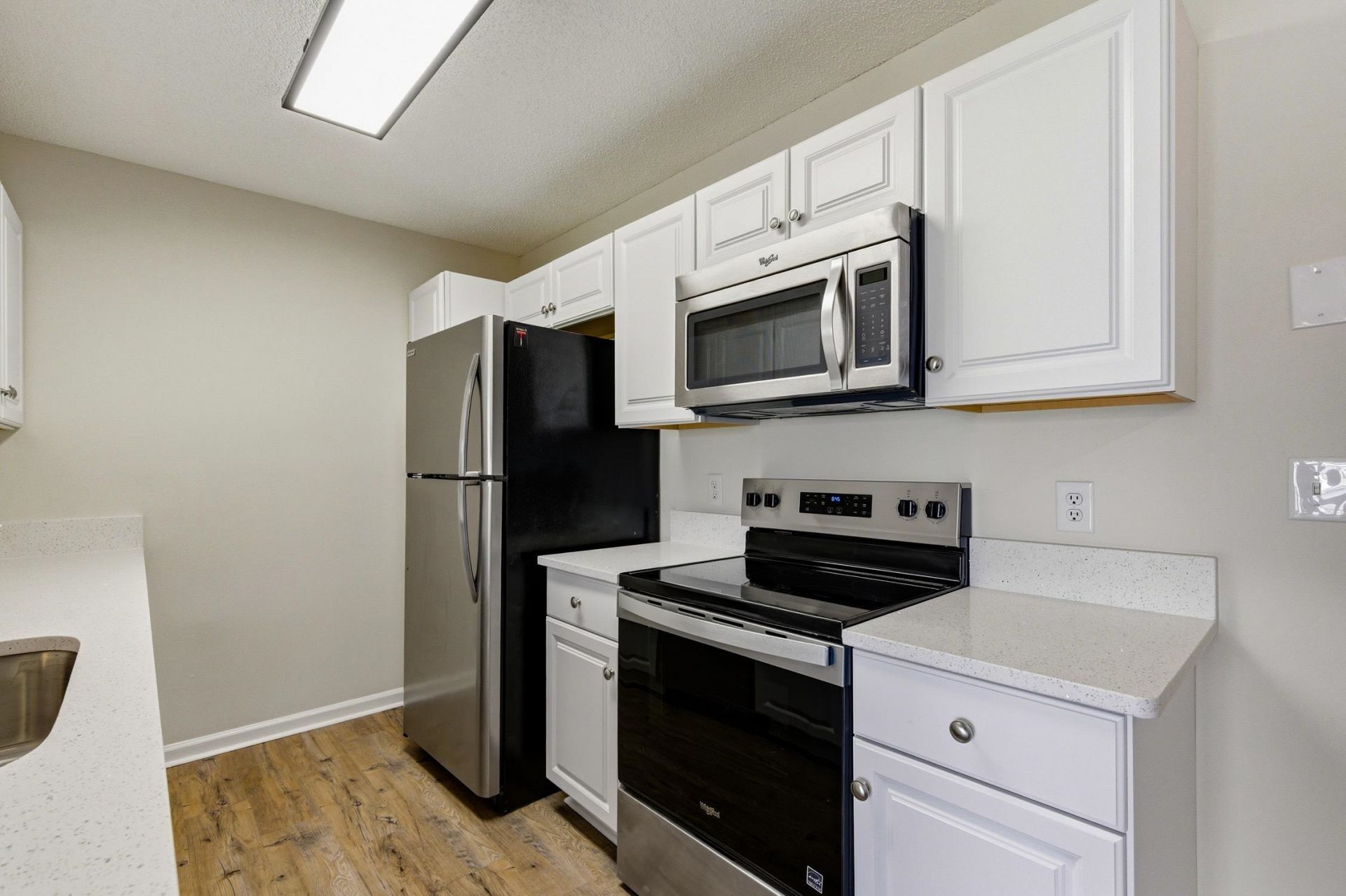2150 C Clearwater Dr. Photo 4