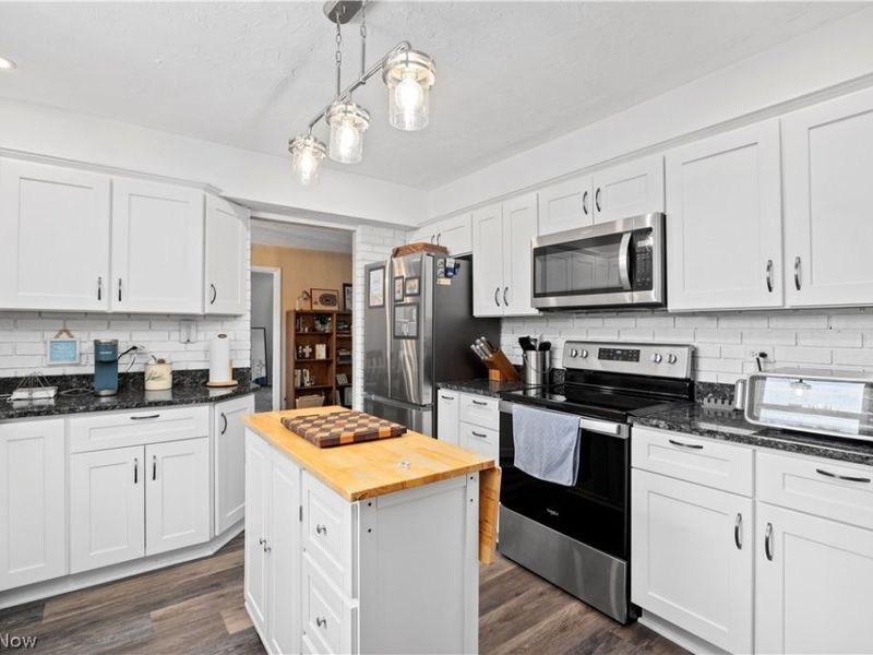 5290 Kevin Street , Sheffield Village, OH 44054 Photo 11