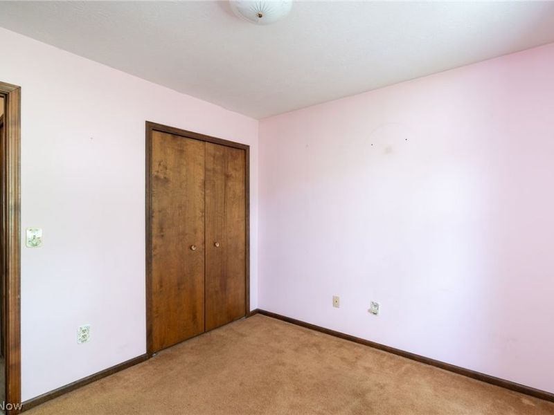 6908 Hidden Valley Drive, Amherst, OH 44001 Photo 15