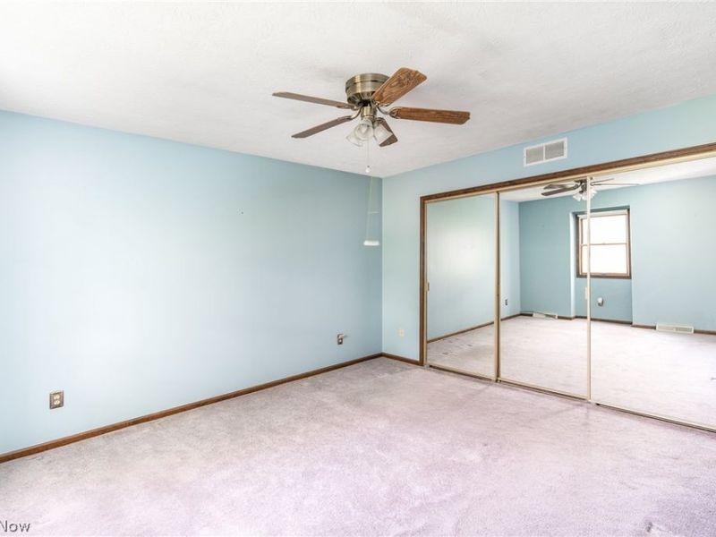 6908 Hidden Valley Drive, Amherst, OH 44001 Photo 22