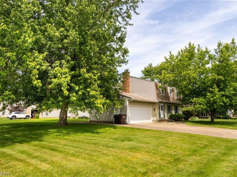 6908 Hidden Valley Drive, Amherst, OH 44001 Photo 30