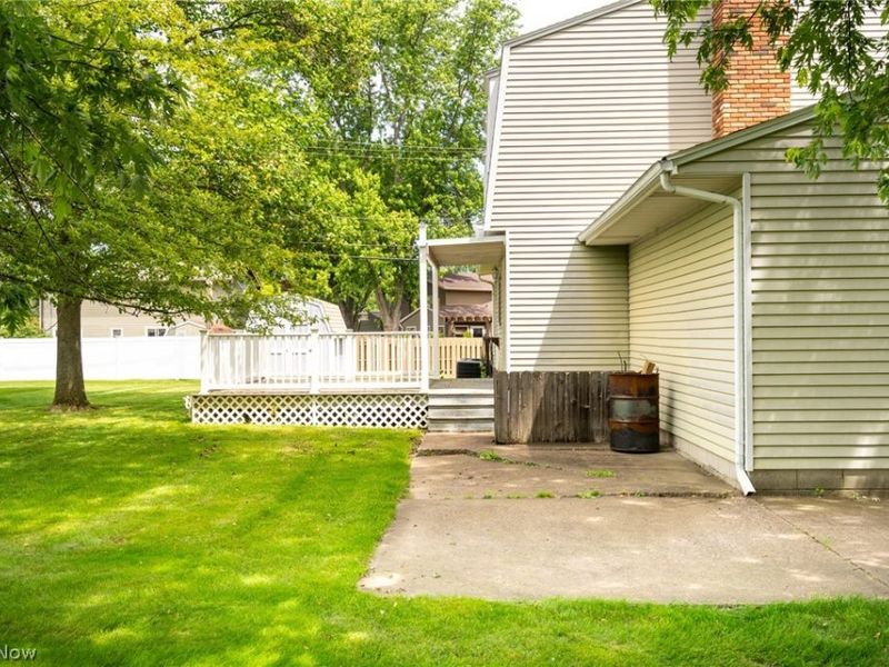 6908 Hidden Valley Drive, Amherst, OH 44001 Photo 41