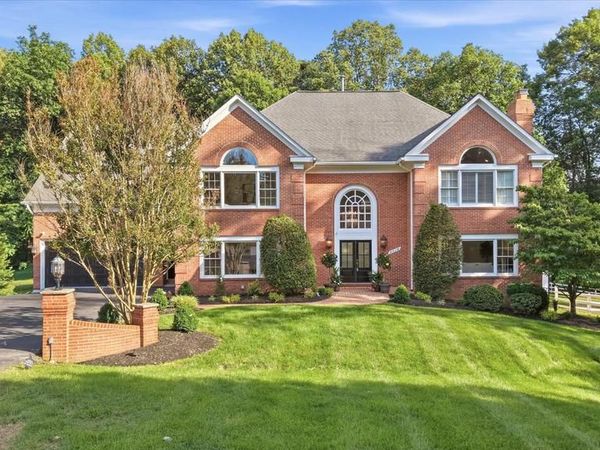 2716 SILKWOOD COURT, OAKTON, VA 22124