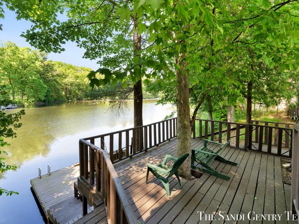 602 Fruitvale Road, Montague, MI 49437