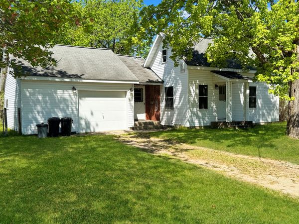613 Waldo Street, Cadillac, MI 49601