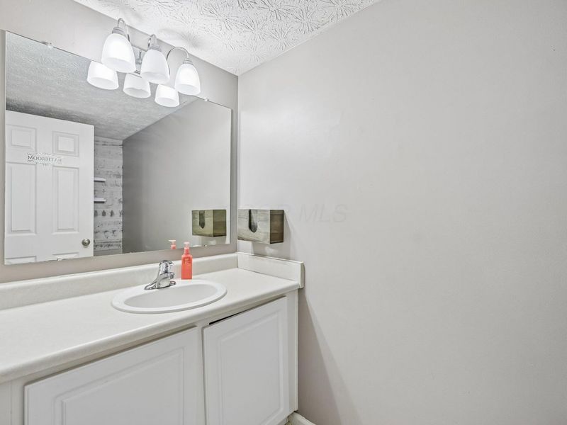 7428 Maple Spice Avenue , Canal Winchester, OH 43110 Photo 13