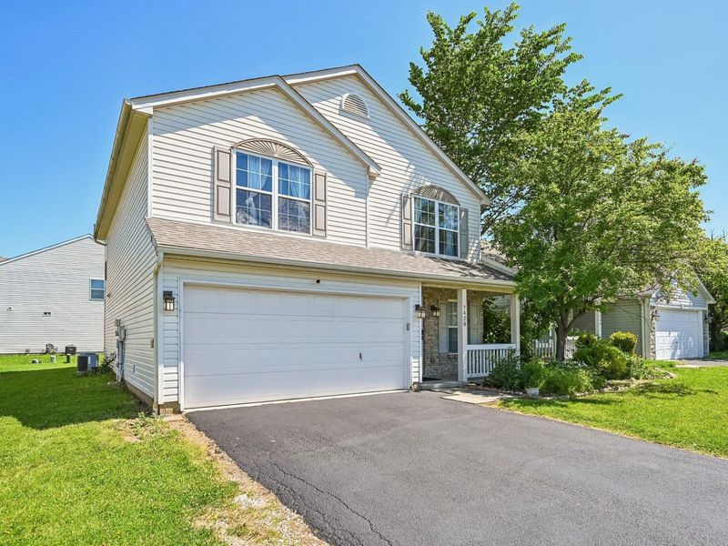 7428 Maple Spice Avenue , Canal Winchester, OH 43110 Photo 2