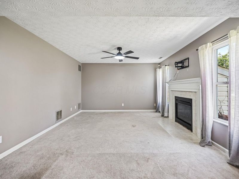 7428 Maple Spice Avenue , Canal Winchester, OH 43110 Photo 9