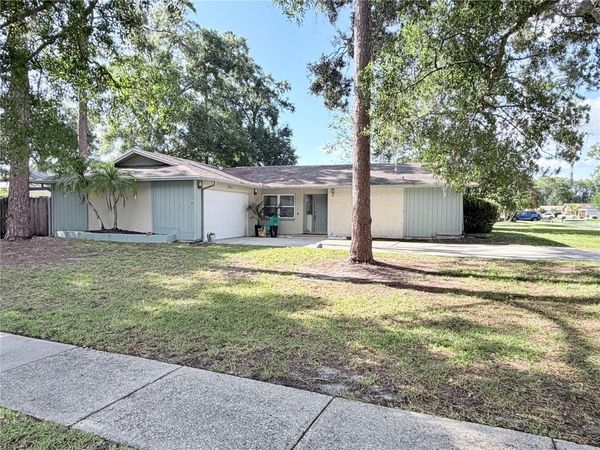 3601 FAIRWAY FOREST CIRCLE , PALM HARBOR, FL 34685
