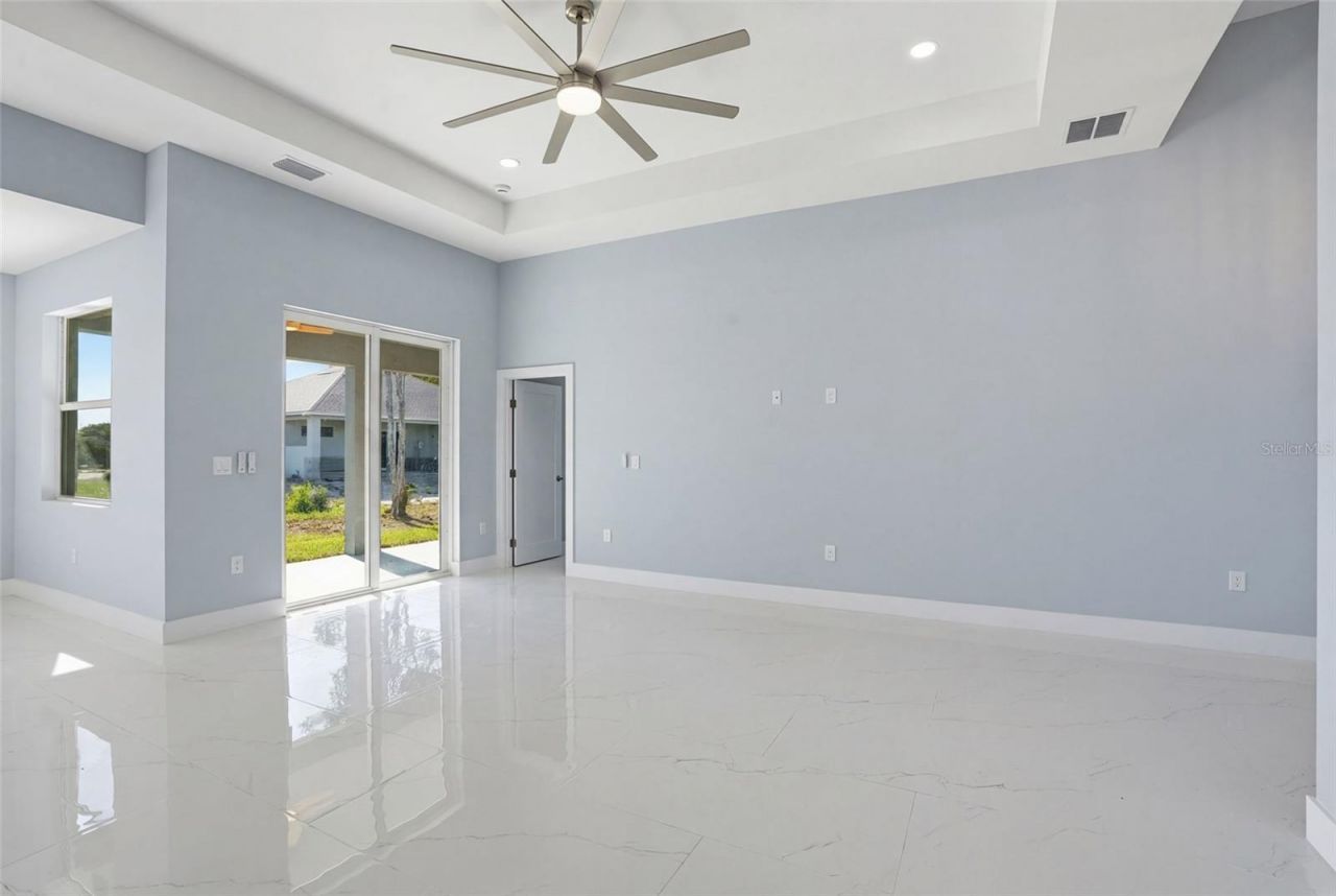 429 Palmyra Avenue , Lehigh Acres, FL 33974 Photo