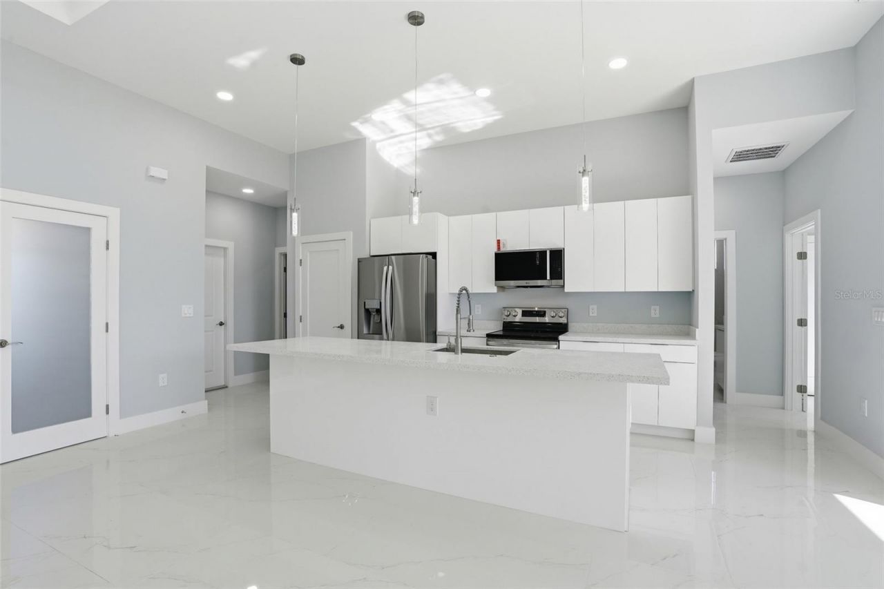 429 Palmyra Avenue , Lehigh Acres, FL 33974 Photo