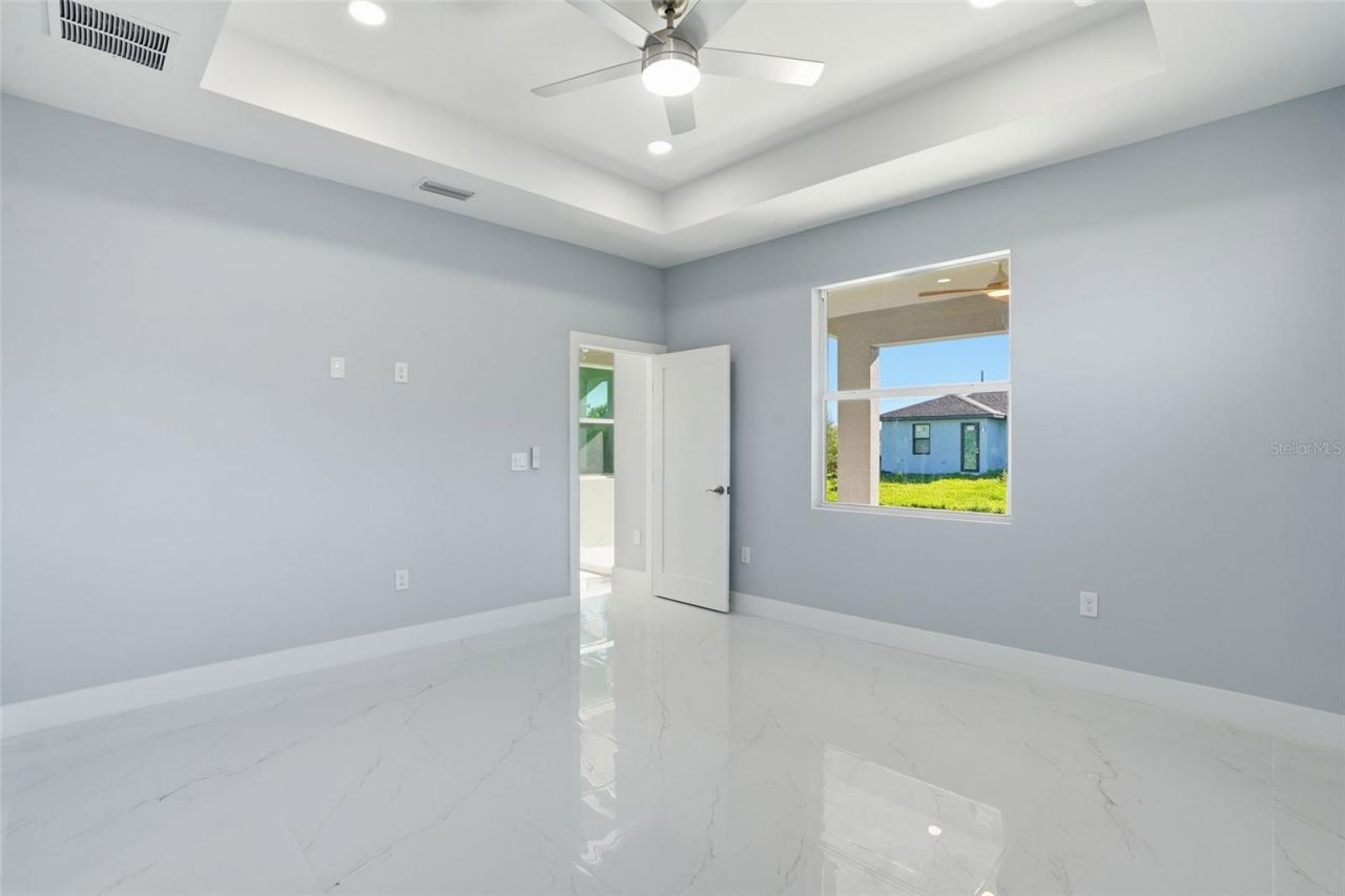429 Palmyra Avenue , Lehigh Acres, FL 33974 Photo