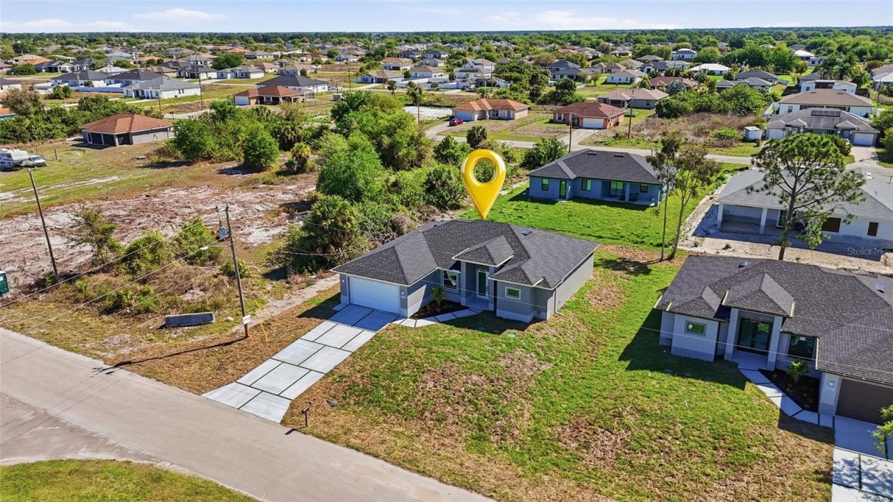 429 Palmyra Avenue , Lehigh Acres, FL 33974 Photo
