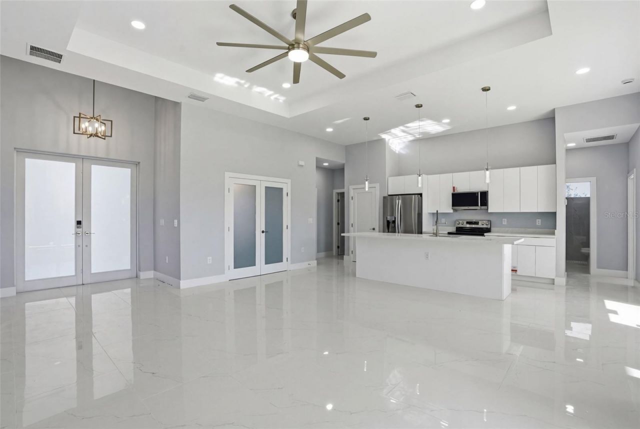429 Palmyra Avenue , Lehigh Acres, FL 33974 Photo