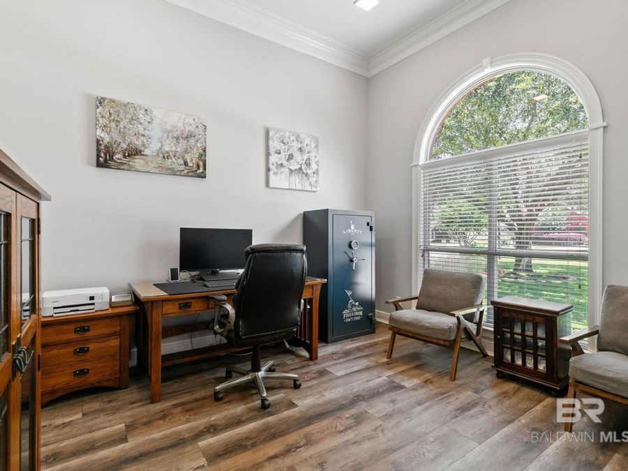 Property Image 32