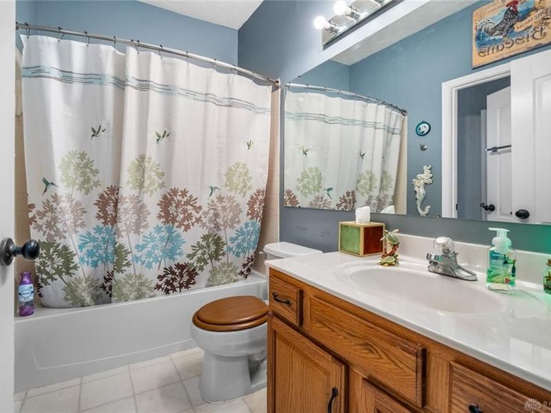 4230 Endeavor Drive, Unit 101, Hamilton, OH 45252 Photo 14
