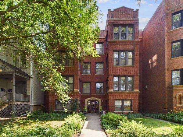 1445 W Warner Avenue , Unit GE, Chicago, IL 60613