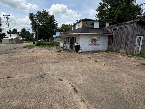 205 W Broad Street, Lepanto, AR 72354