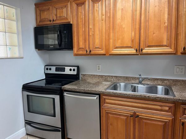 201 NW 177th Street, Unit B-206, Miami Gardens, FL 33169