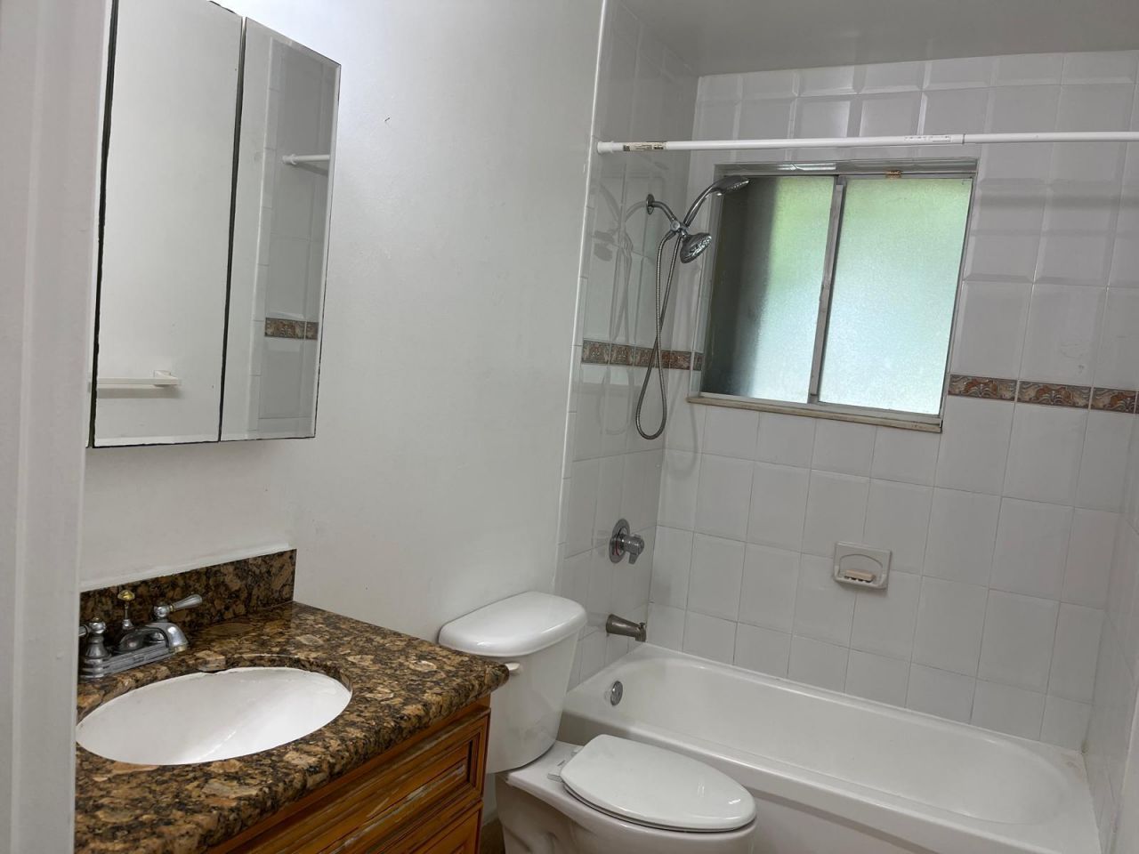 201 NW 177th Street, Unit B-206, Miami Gardens, FL 33169 Photo