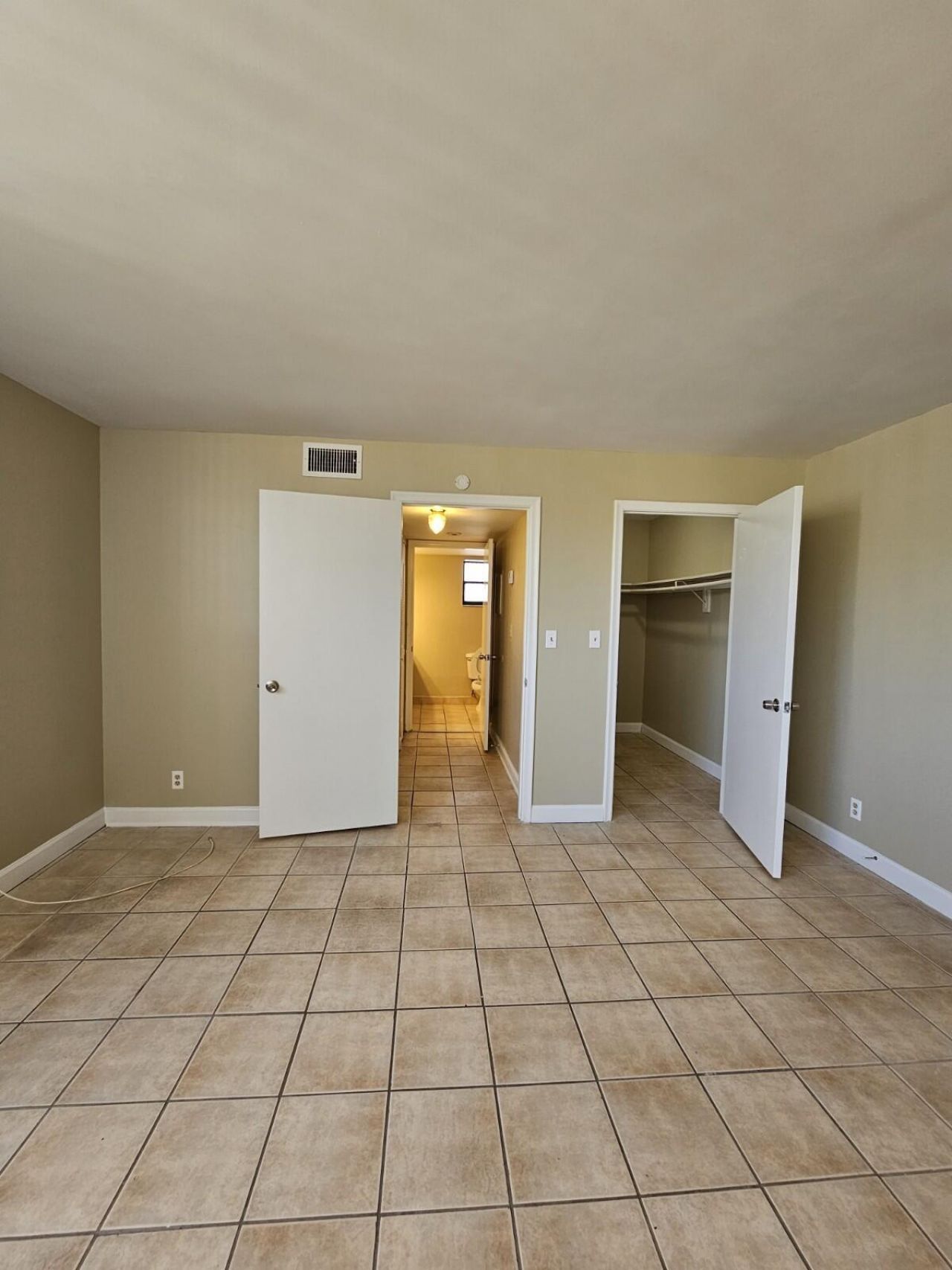 1750 N Congress Avenue, Unit 304, West Palm Beach, FL 33401 Photo