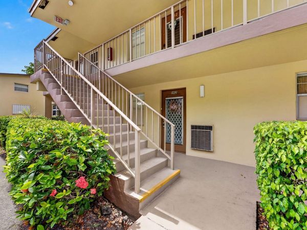 7310 NW 1st Street, Unit 102, Margate, FL 33063