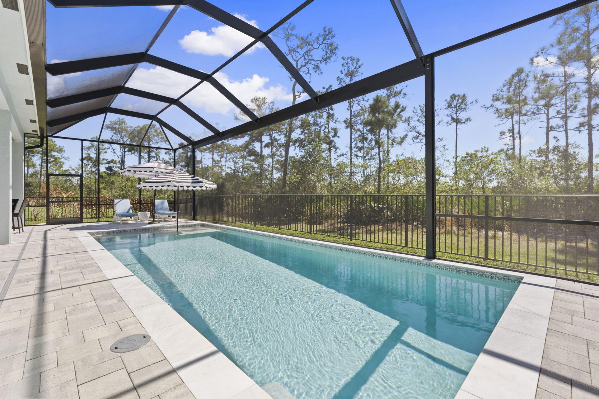 2077 SE Mosaic Boulevard, Port Saint Lucie, FL 34984 Photo
