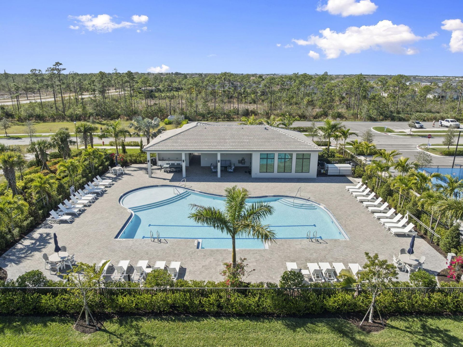 2077 SE Mosaic Boulevard, Port Saint Lucie, FL 34984 Photo