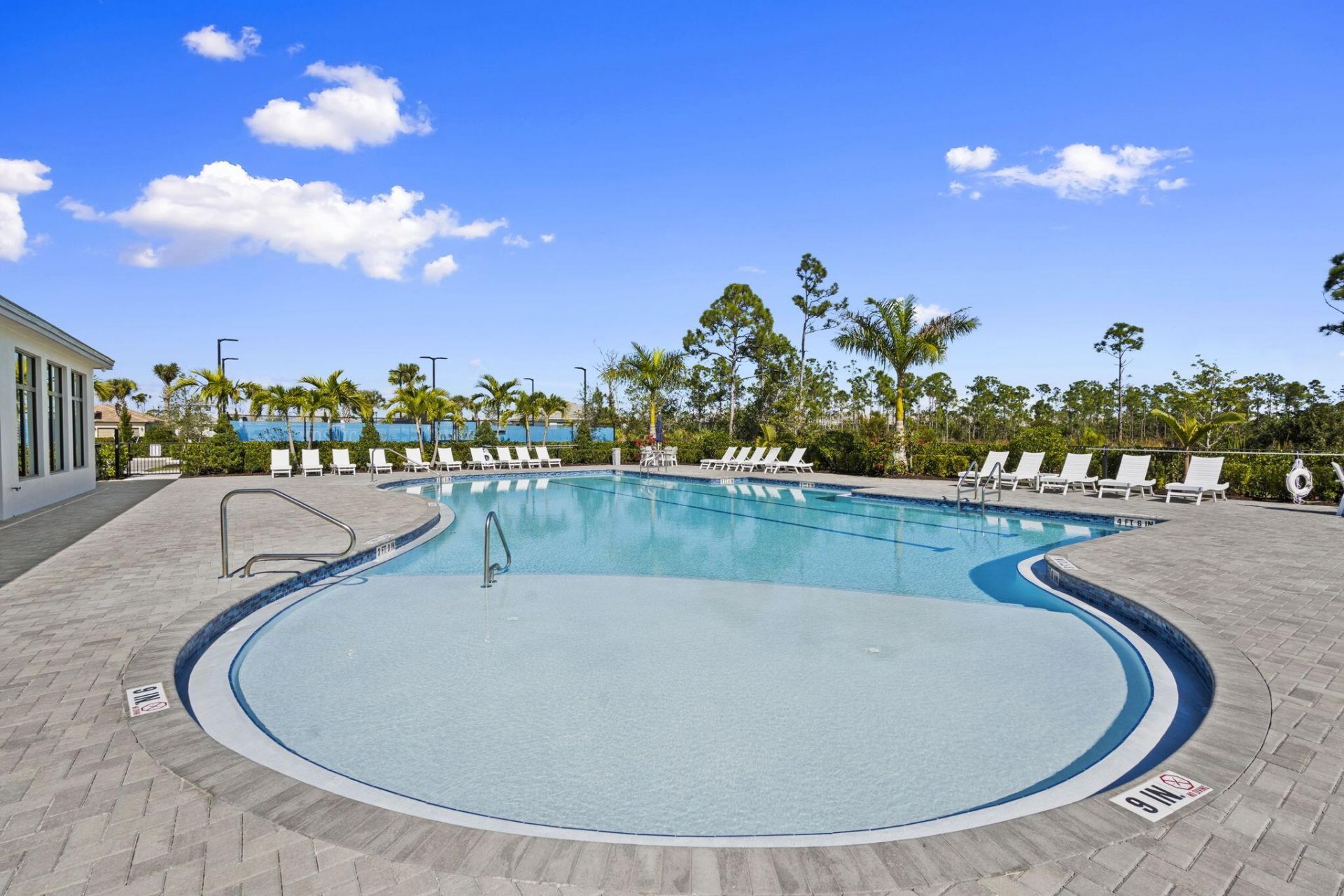 2077 SE Mosaic Boulevard, Port Saint Lucie, FL 34984 Photo