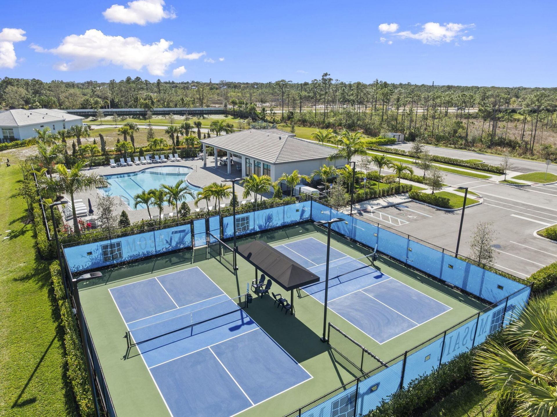 2077 SE Mosaic Boulevard, Port Saint Lucie, FL 34984 Photo