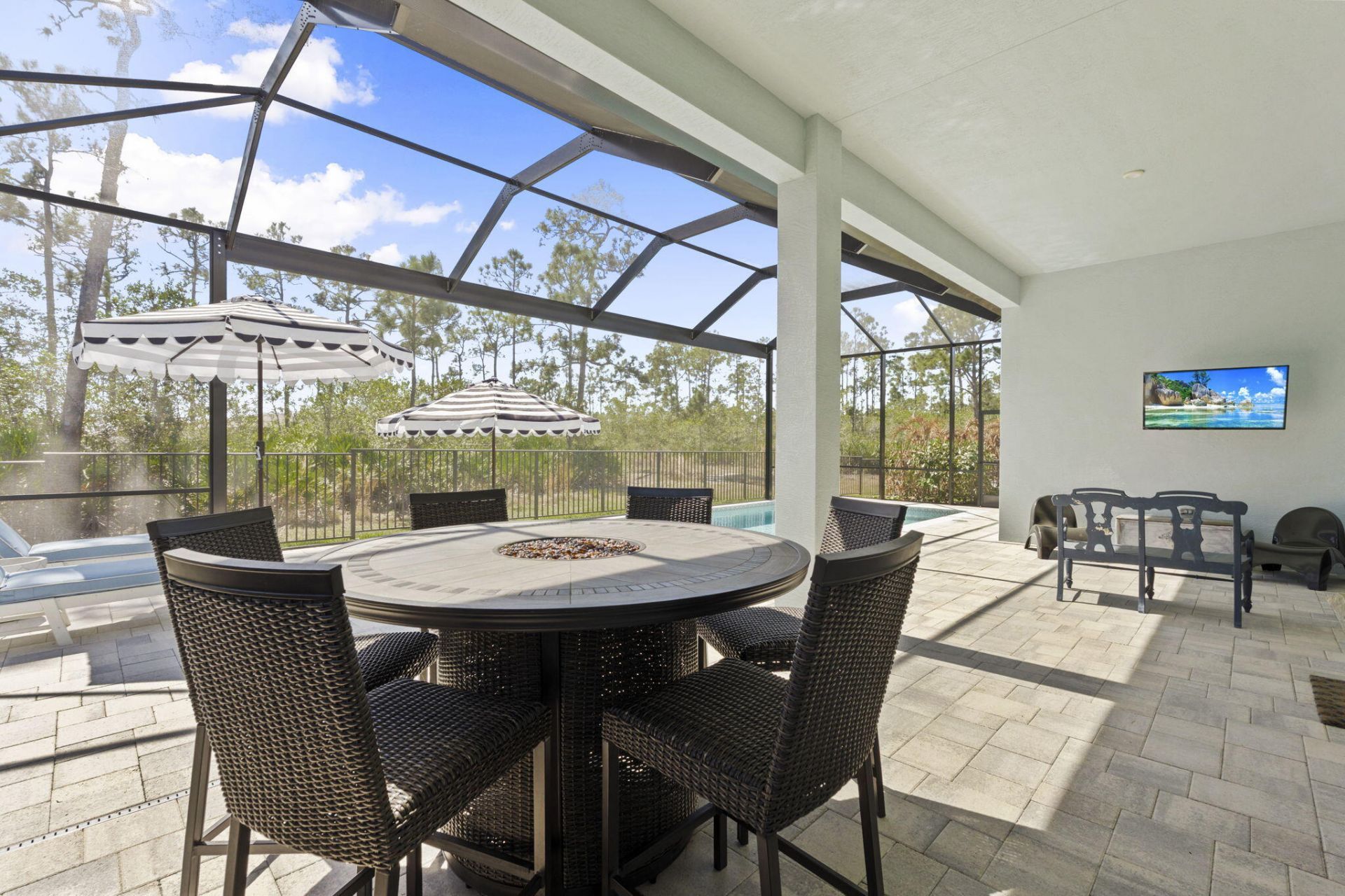 2077 SE Mosaic Boulevard, Port Saint Lucie, FL 34984 Photo