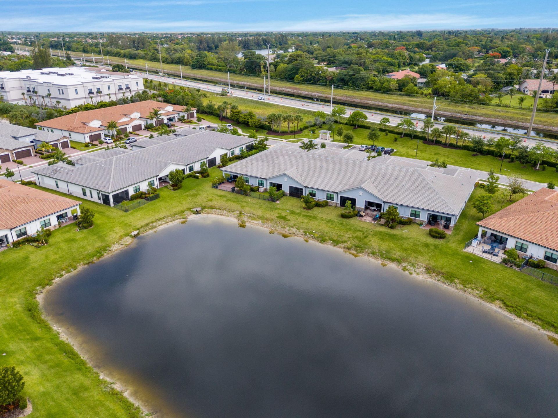 7642 N Blue Spring Drive, Parkland, FL 33067 Photo
