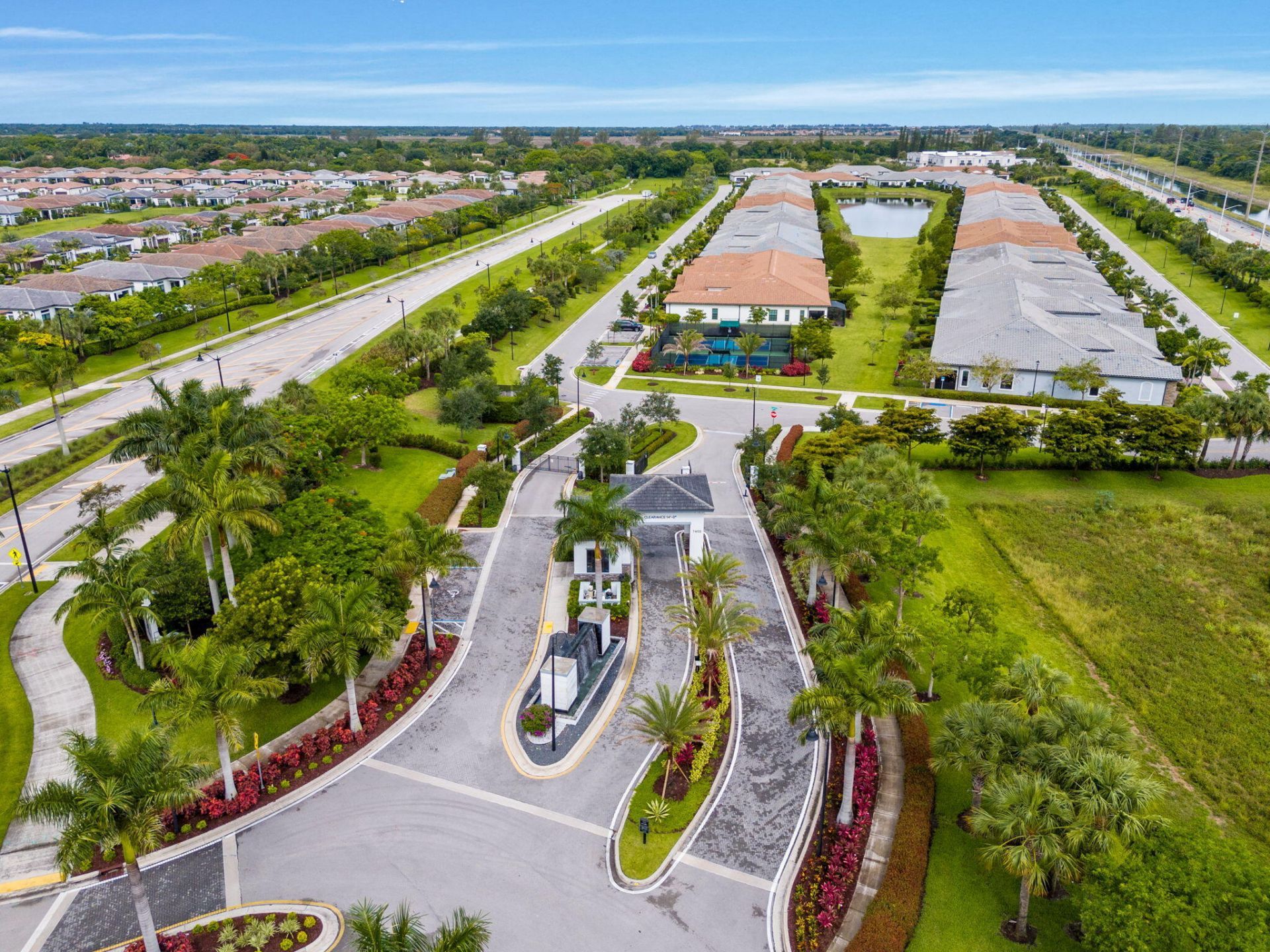 7642 N Blue Spring Drive, Parkland, FL 33067 Photo