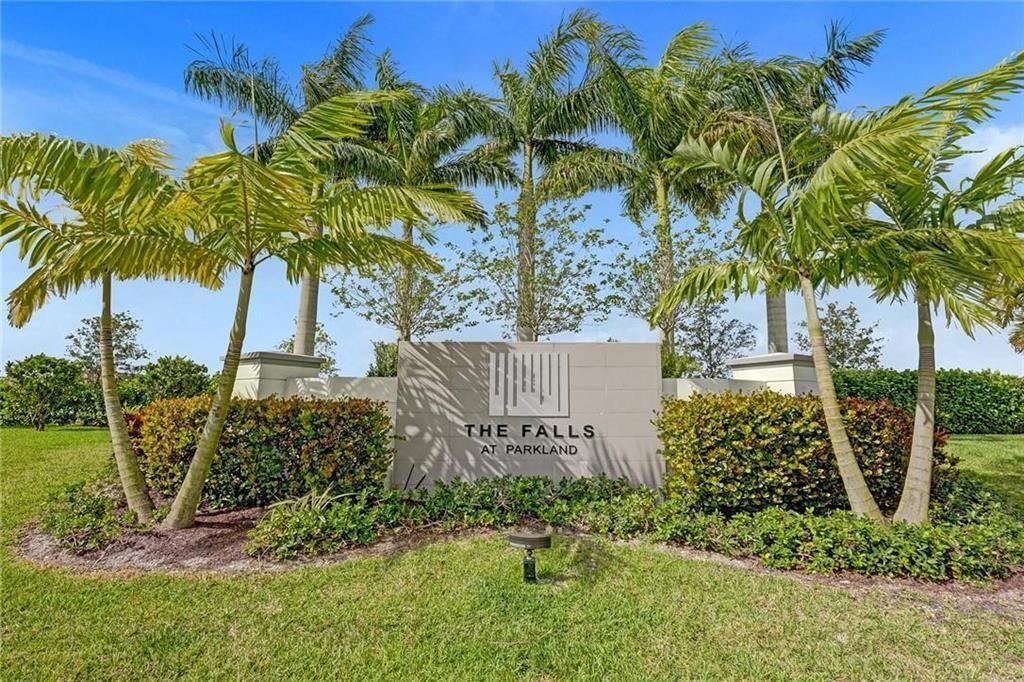 7642 N Blue Spring Drive, Parkland, FL 33067 Photo