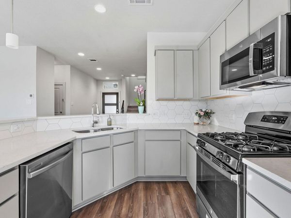 2260 Local Rebel LOOP, Leander, TX 78641