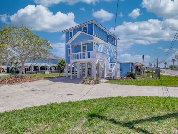 4041 laguna shores, Corpus Christi, TX 78418