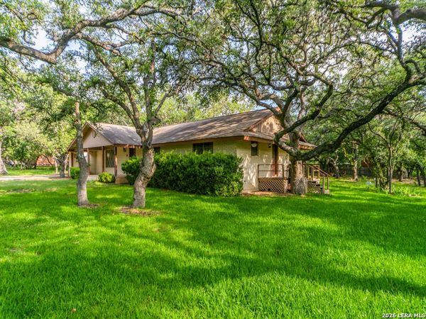 8455 Flint Rock, Boerne, TX 78006