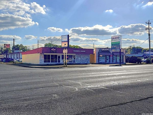 609 Pat Booker Rd, Universal City, TX 78148