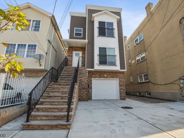 531 Livingston St, Elizabeth, NJ 07206