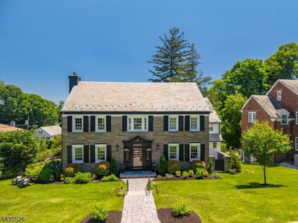 41 Crestwood Dr, Maplewood, NJ 07040