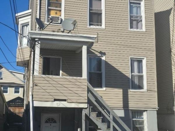 32 Albion Ave, Paterson, NJ 07502